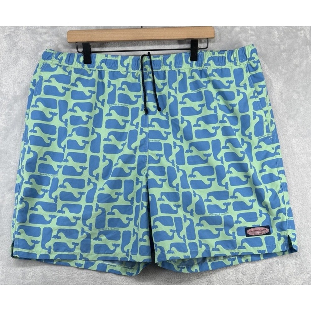 Vineyard Vines Swim Shorts Swimsuit Whale AOP Men's Size XL EUC